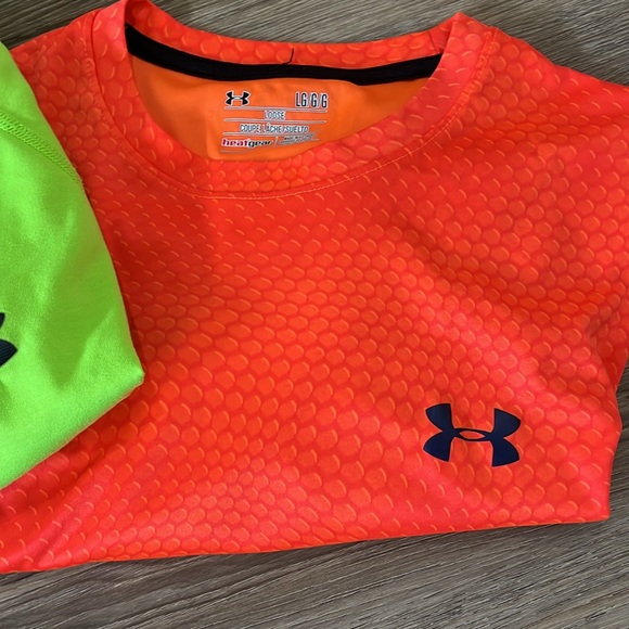 3 size large under armor shirts/excellent condition - Picture 3 of 5